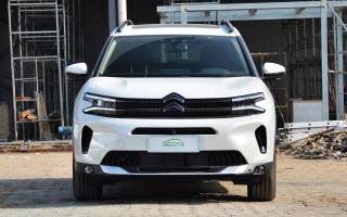 雪铁龙c5suv，雪铁龙c5s挡怎么用
