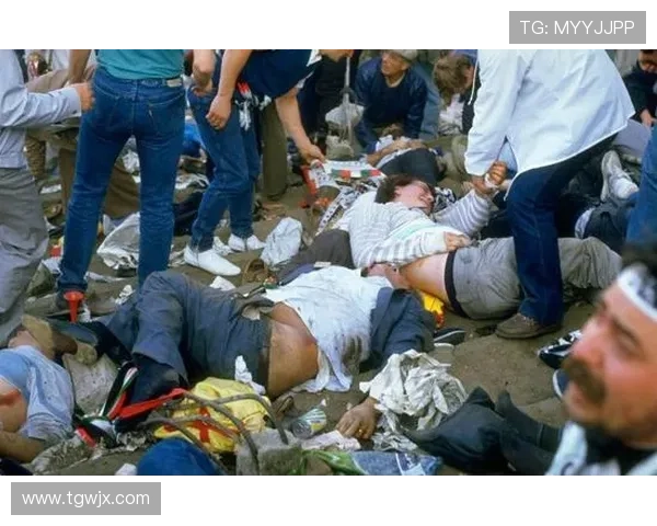 足球暴力球星场上冲突频发引发社会广泛关注与深刻反思 足球暴力球星场上冲突频发引发社会广泛关注与深刻反思